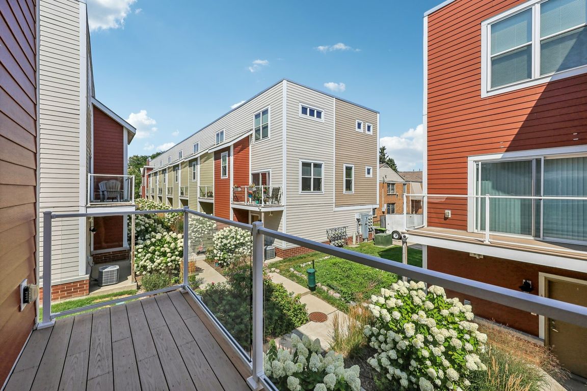 Row House 31 Exterior