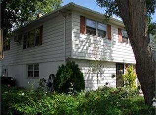 2 Micklejohn Ave, Little Falls, NJ 07424