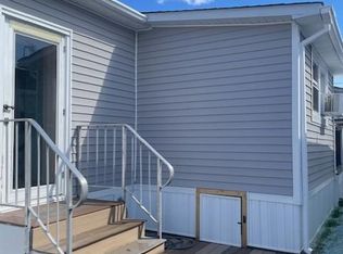 29 Freddie Ave, Avenel, NJ