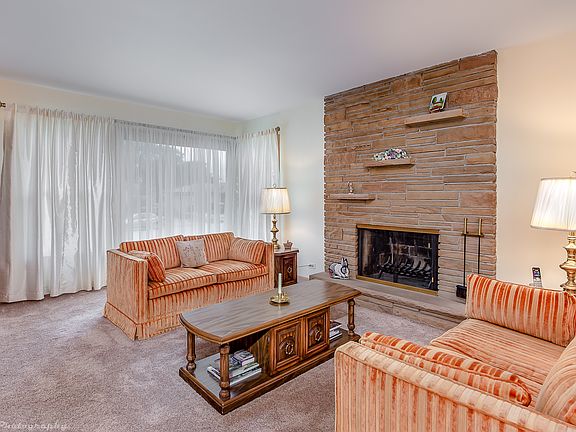 3rd image of 4908 W Wick Dr