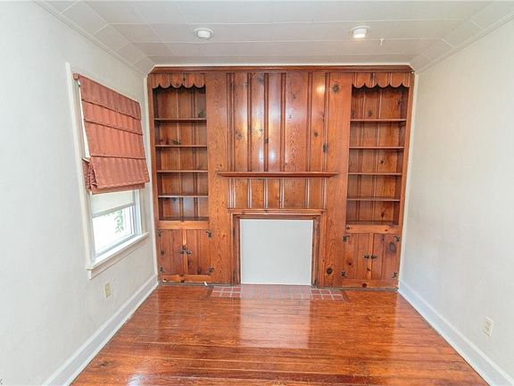 5th image of 5146 Edgewater Dr