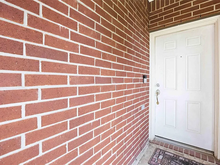 4718 Lonestone Cir — Photo 3