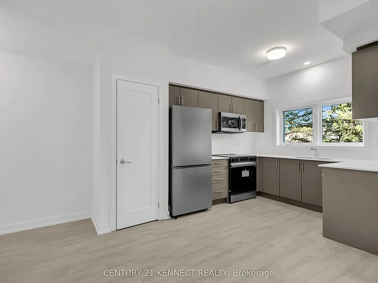 42 Lowes Rd W #82 — Photo 8