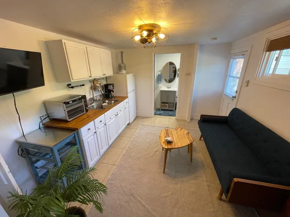 (undisclosed Address), Carlsbad, CA 92008