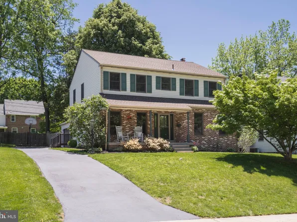 5040 Marvine Ave, Drexel Hill, PA 19026