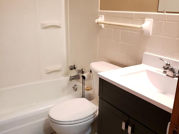 5th image of 709 College Ave S APT 5