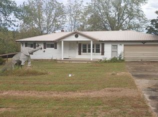621 Highway 42, Iberia, MO 65486