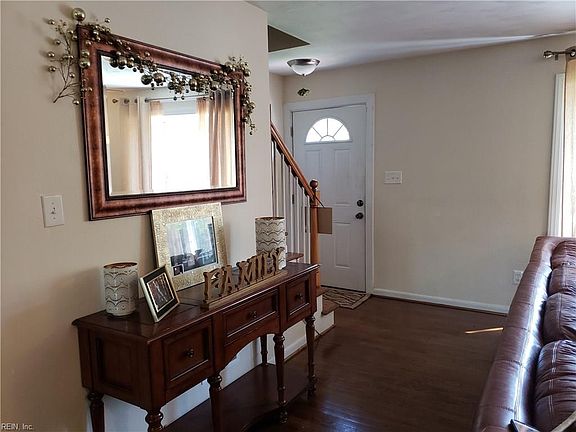 2nd image of 94 Basswood Dr
