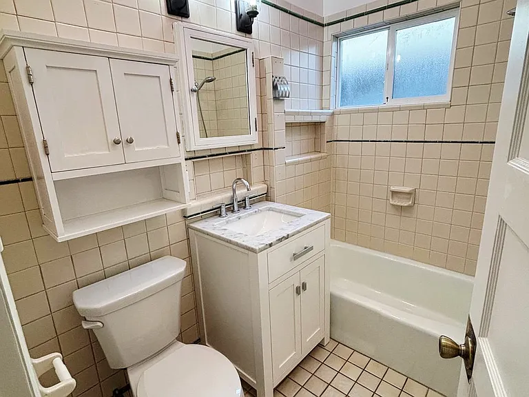 823 Apgar St — Photo 15