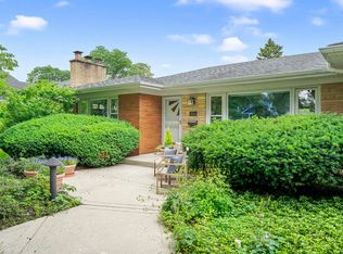 1016 S Stone Ave, La Grange, IL 60525