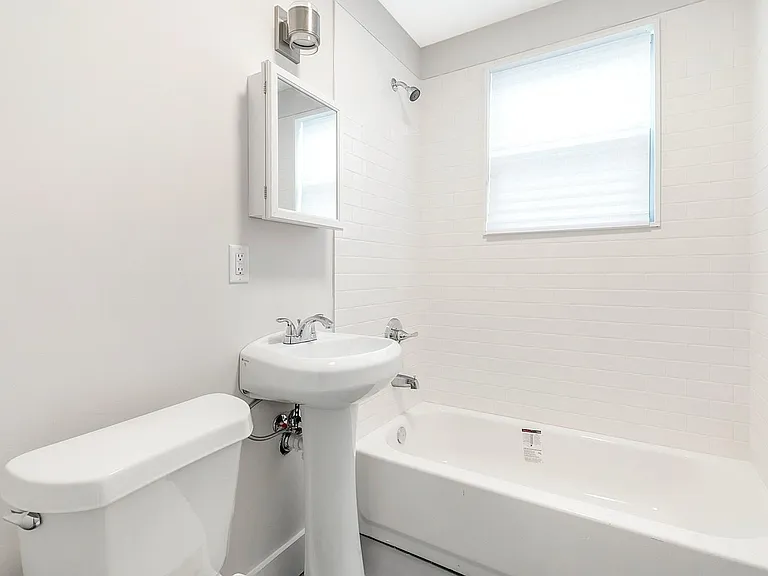 2536 Conti St — Photo 8