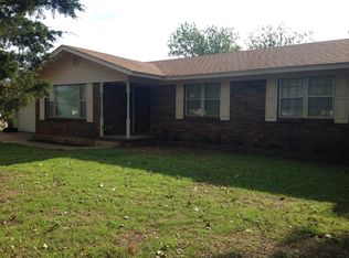 203 N Main, Custer City, OK 73639