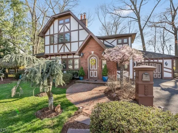 29 Greaves Pl, Cranford Twp., NJ 07016