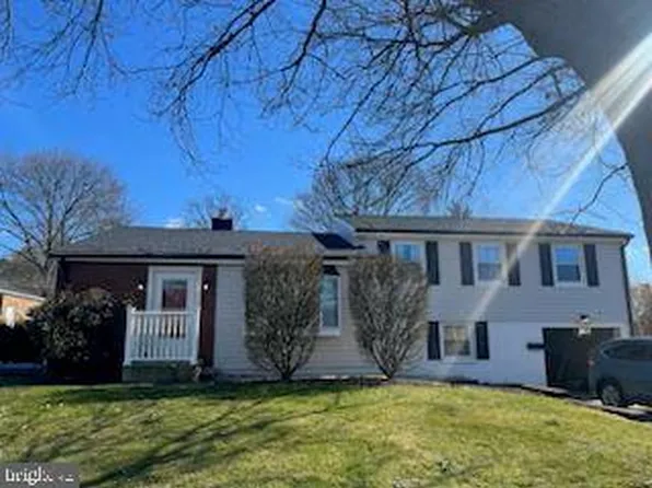39 Colgate Dr, Camp Hill, PA 17011