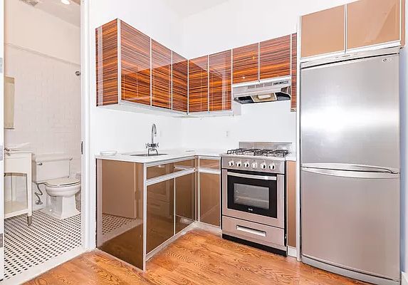 1st image of 1074 Bergen St #4F