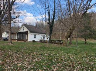 10205 Goose Creek Rd, Metamora, IN 47030