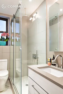 Rented by Compass | media 55