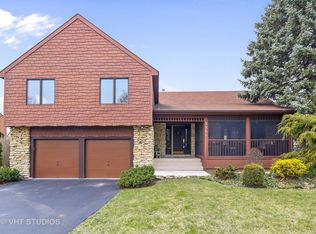 3320 Pomeroy Rd, Downers Grove, IL 60515