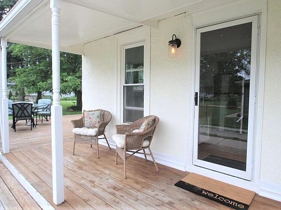 Exterior front porch