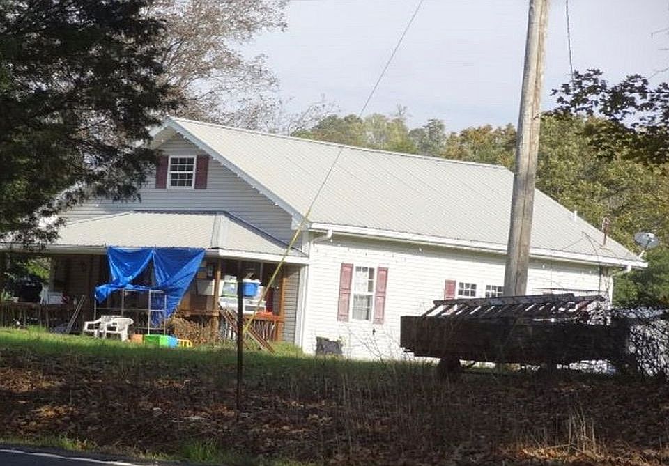 2nd image of 1729 Highway 163