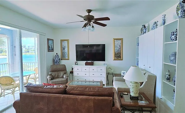 16615 Lake Circle Dr #427 — Photo 10