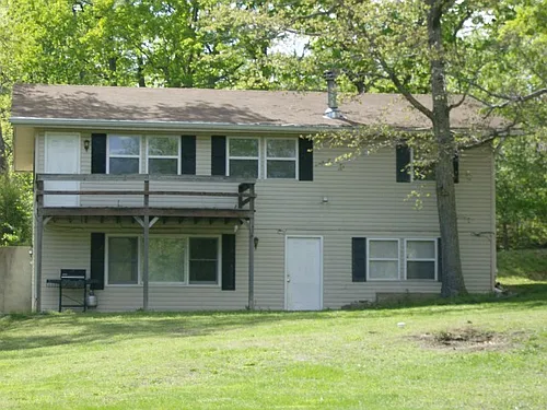 136 Oriole Dr Photo 1