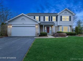 719 Wood Creek Ct, Island Lake, IL