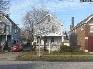 16817 Grovewood Ave, Cleveland, OH