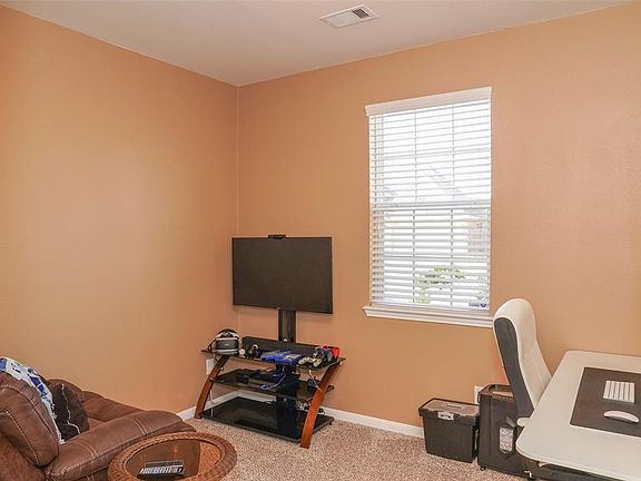 4th image of 8310 Quiet Bay Dr