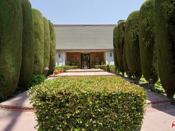 1910 Rodney Dr APT 5, Los Angeles, CA 90027