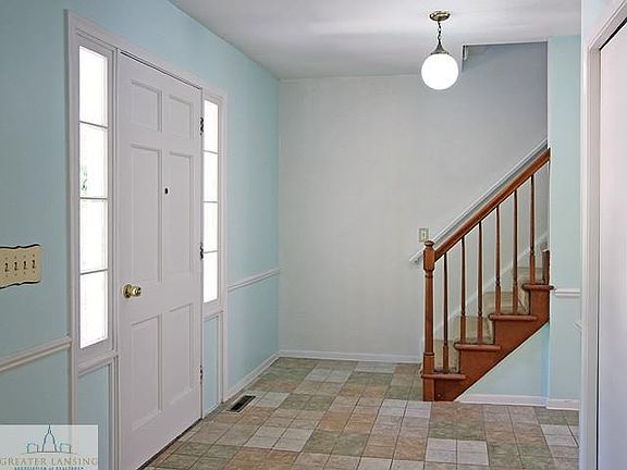 2nd image of 1846 E Ann St