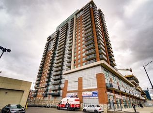 215 Queen St E #1111, Brampton, ON L6W0A9