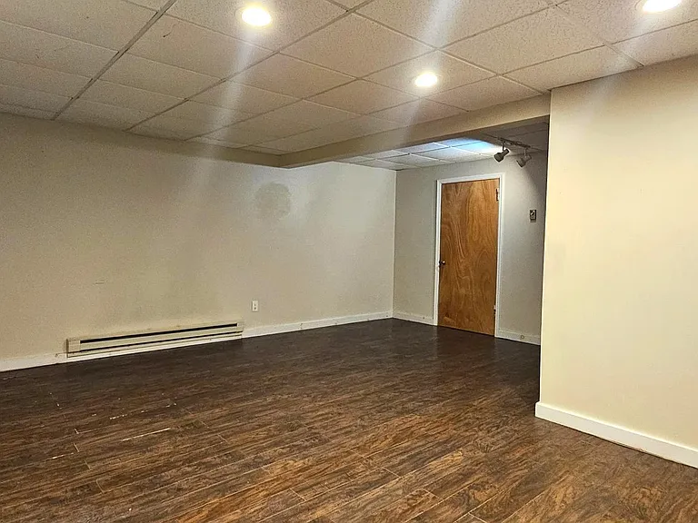 401 Bismark Way — Photo 20