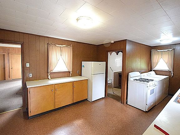 2nd image of 12 Presbrey Ct