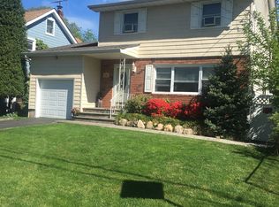 32A Nimitz St, Huntington, NY 11743