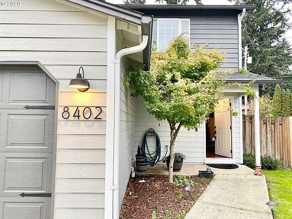 2nd image of 8402 NE 153rd Ave
