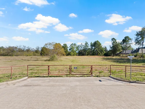 1 Oakwood Dr, Sulphur Springs, TX 75482