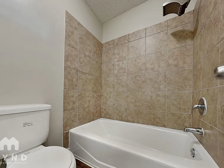 2406 Jenwood St — Photo 15