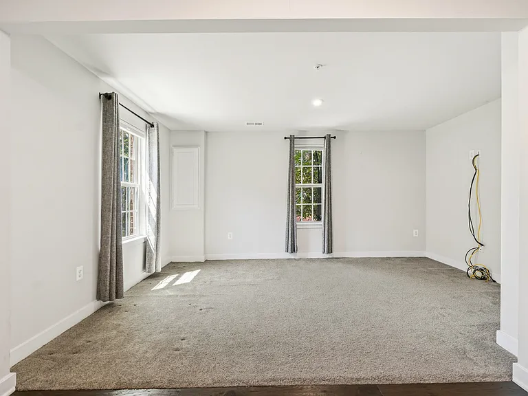 8015 Spring Arbor Dr — Photo 20