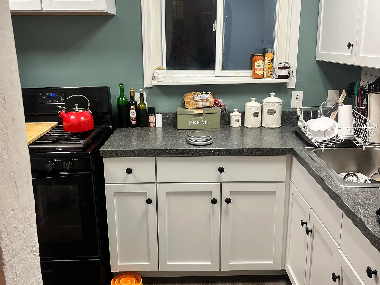 3 bed, 1312 sqft, $1,850 — Photo 2