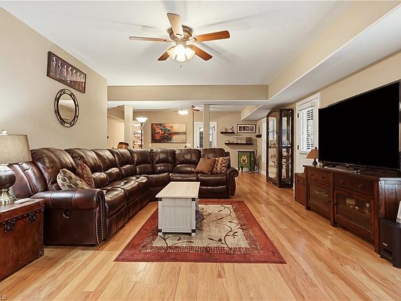 2nd image of 347 Kiawah Island Dr