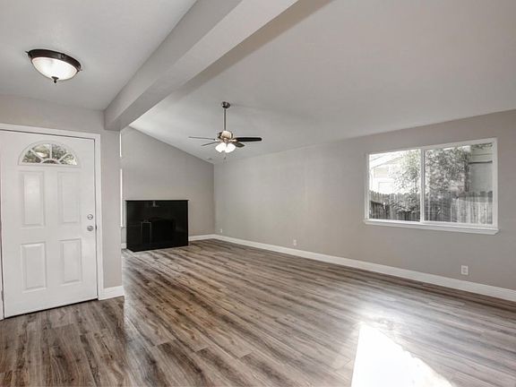 5th image of 1345 Grendel Way