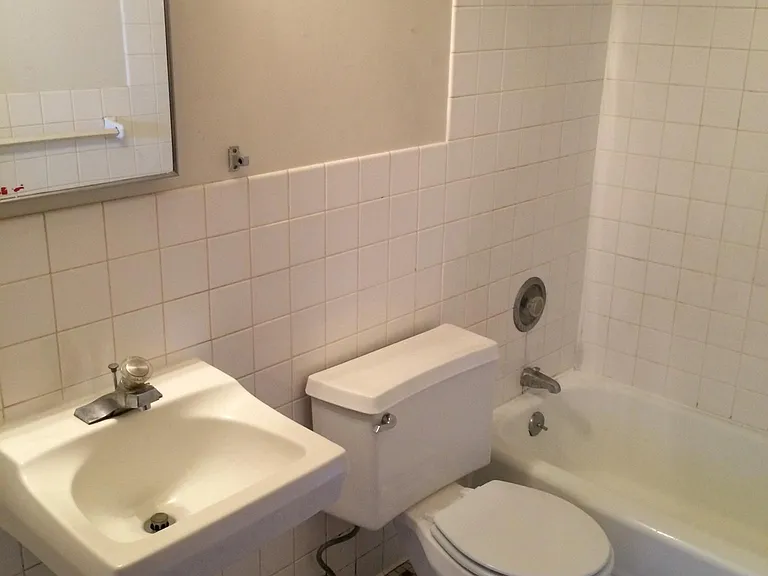 1243 4th Ave SW #1 — Photo 7