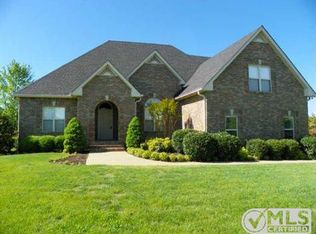 1730 Clover Dr, Lebanon, TN 37087