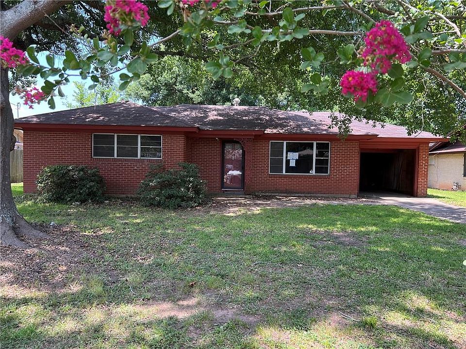 1st image of 304 Eola Dr