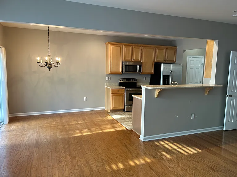436 Lazy Creek Ln — Photo 5