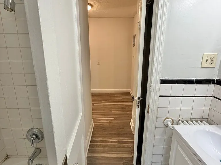 417 Newcomb Street — Photo 12