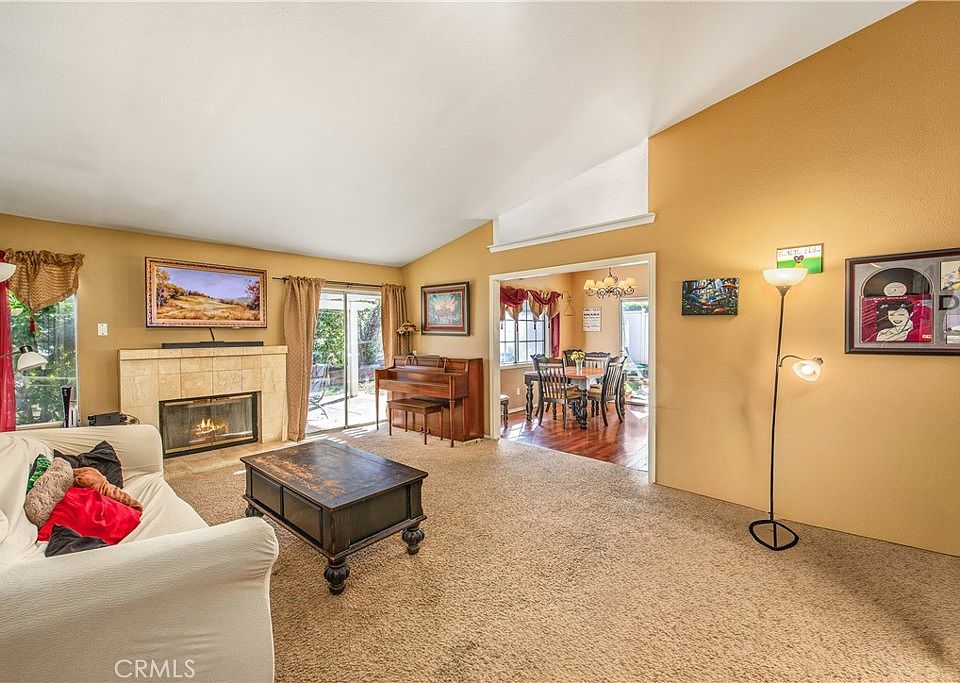 210 Auburn Ct, Redlands, CA 92374 | MLS #IG25247096 | Zillow