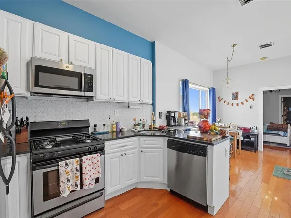 100 Leonard Street image 5 of 16