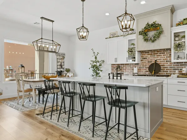 5409 W Copper Cliffs Way, Hurricane, UT 84737